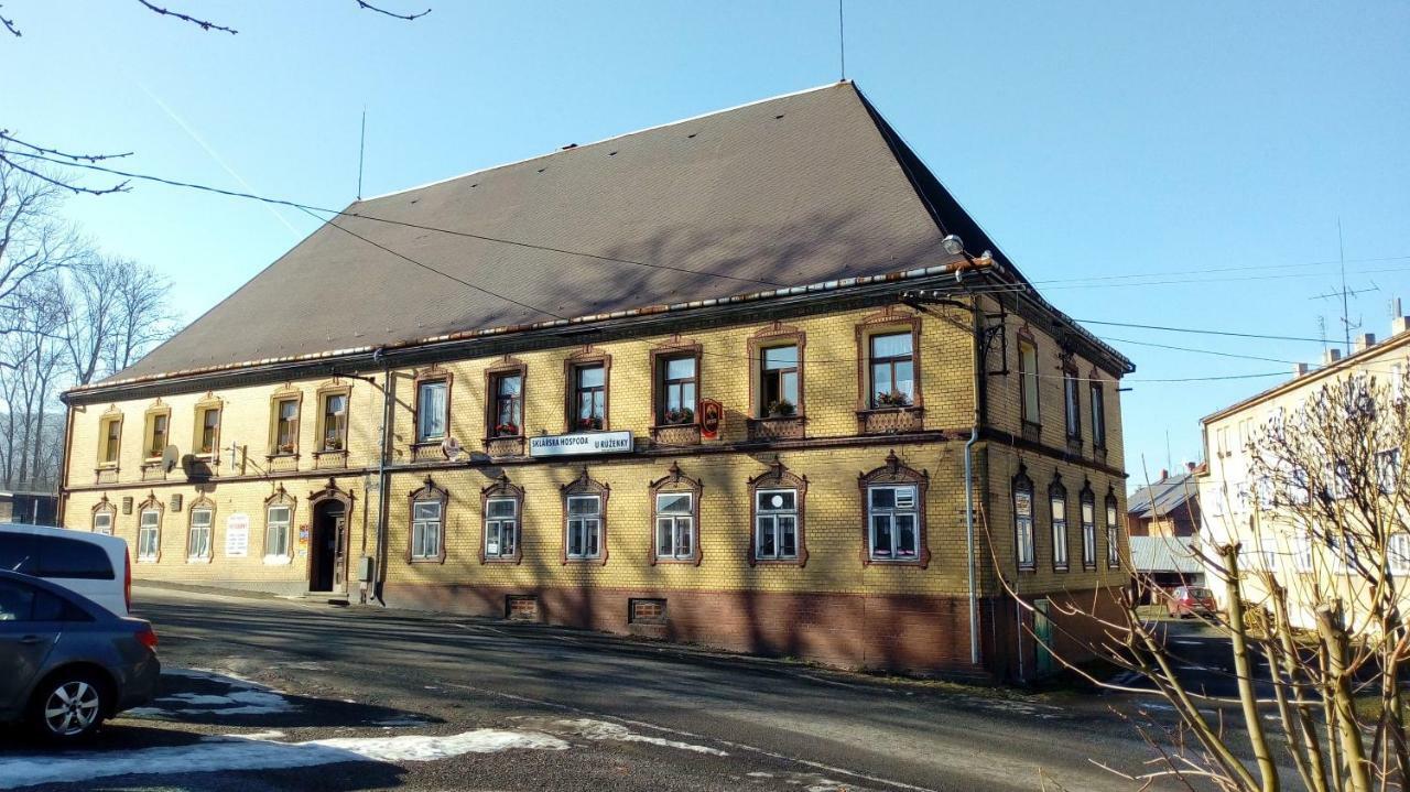Penzion Sklarska Hospoda Chřibská Eksteriør billede